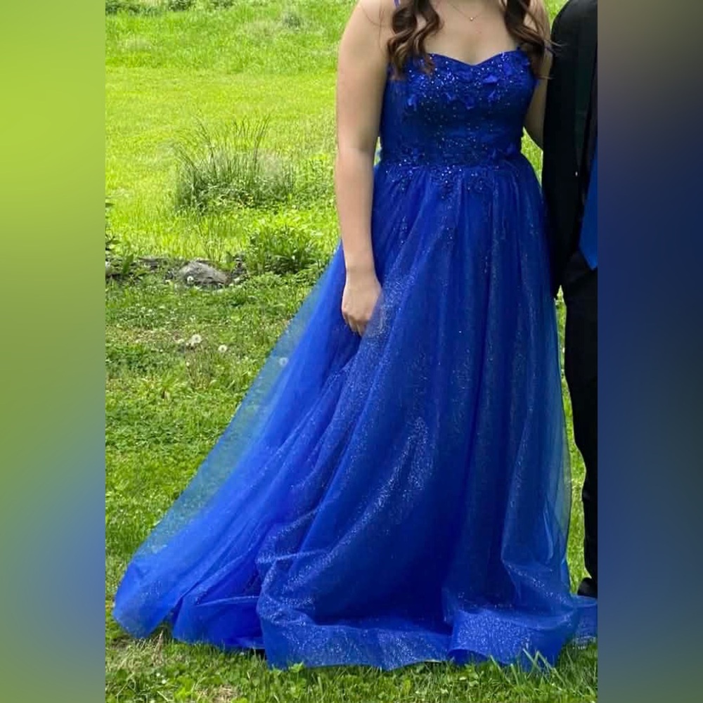 Blue prom dress